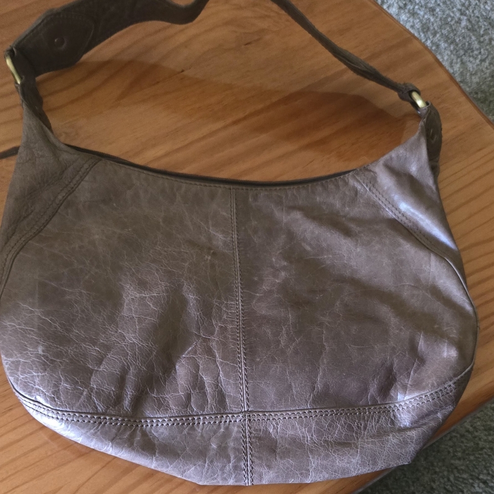 Elegant Brown Leather Shoulder Bag